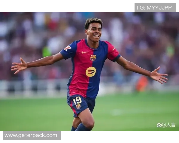 昔日球星风采再现 足球复古经典瞬间展现传奇岁月