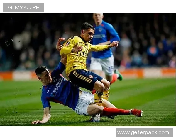 英格兰足坛巨星闪耀赛场再掀绿茵风暴引全球球迷热议